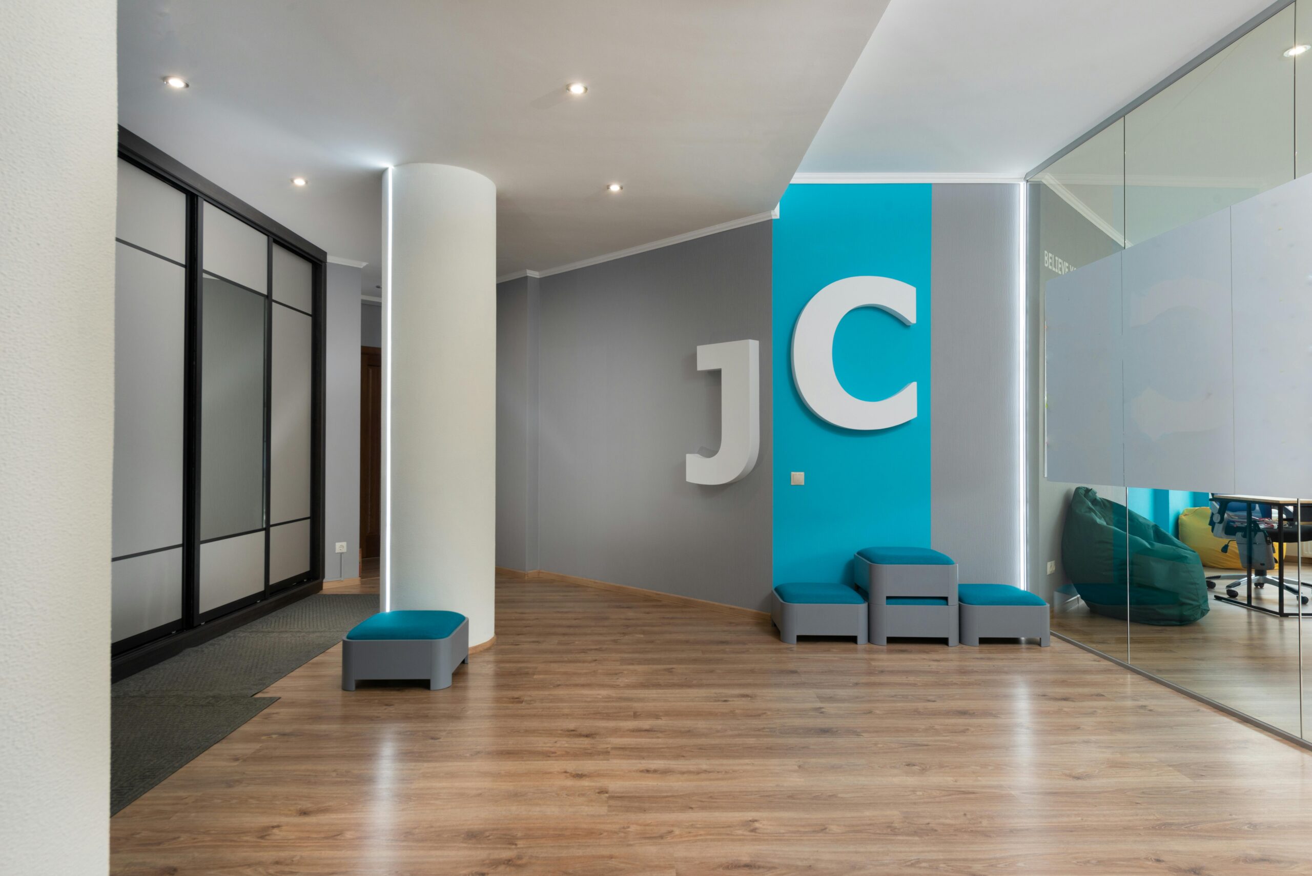 Transform Your Space with the Right Commercial Flooring: A Comprehensive Guide