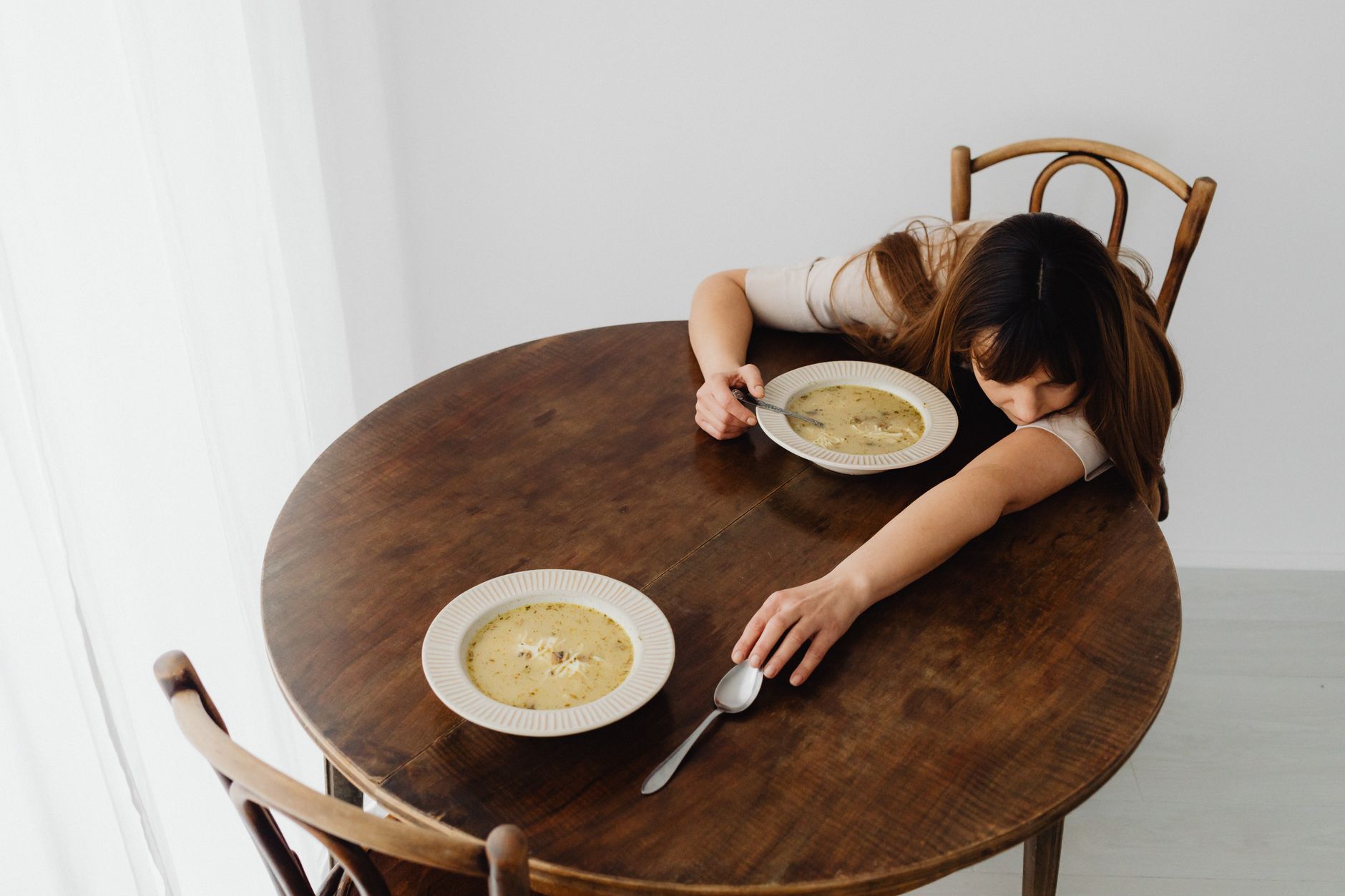 The Real Reason You Crave Sugar After a Bad Night’s Sleep, and How to Break the Cycle
